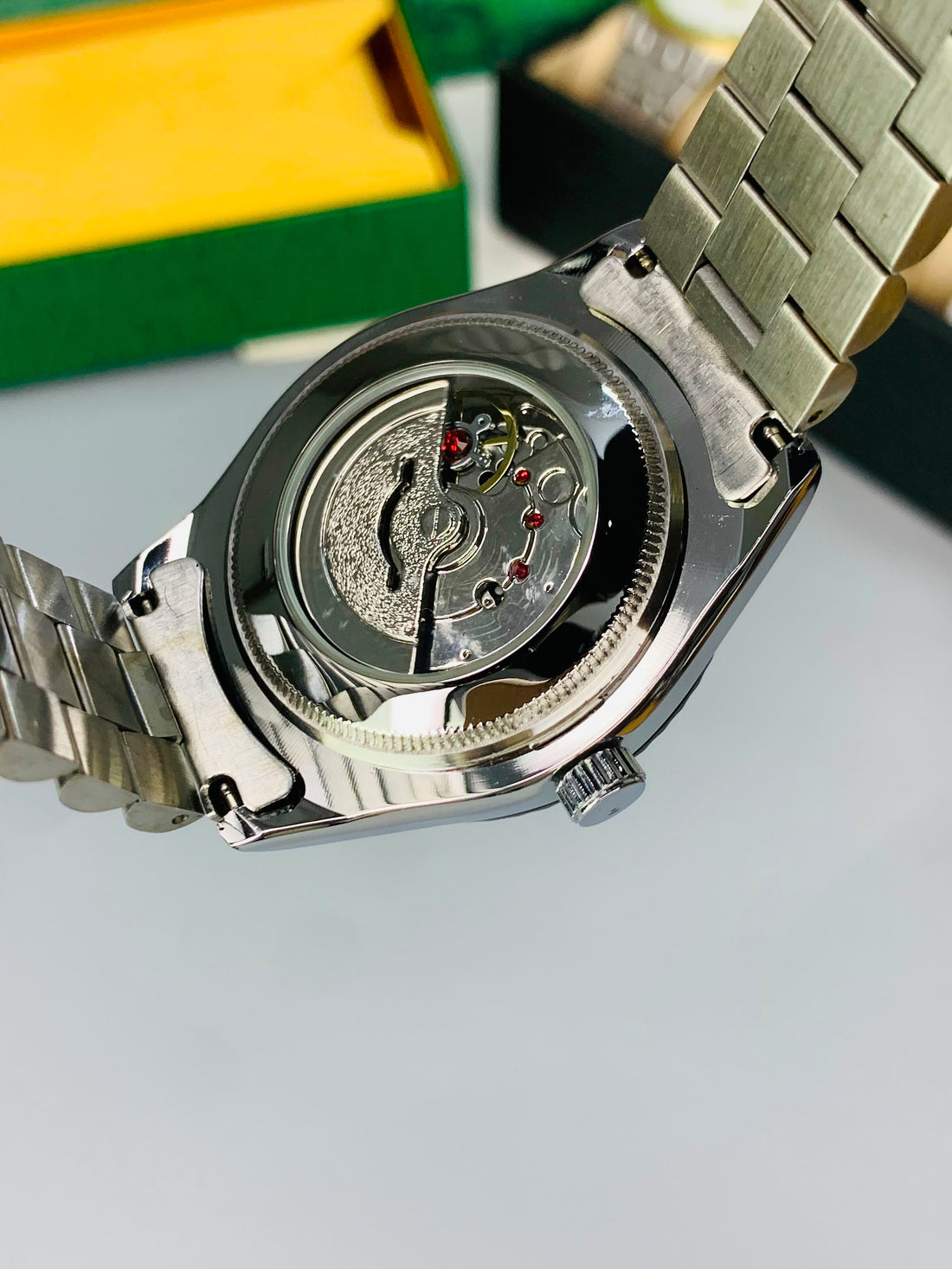 Rolex semi Auto ￼